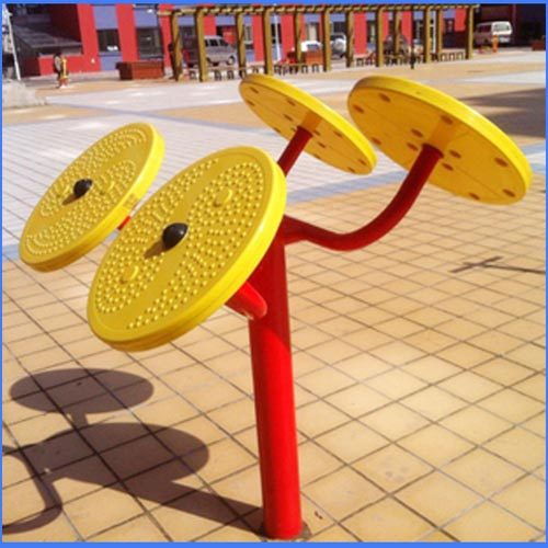 湖北宜昌室外健身路径安装图与舞蹈健身的完美结合